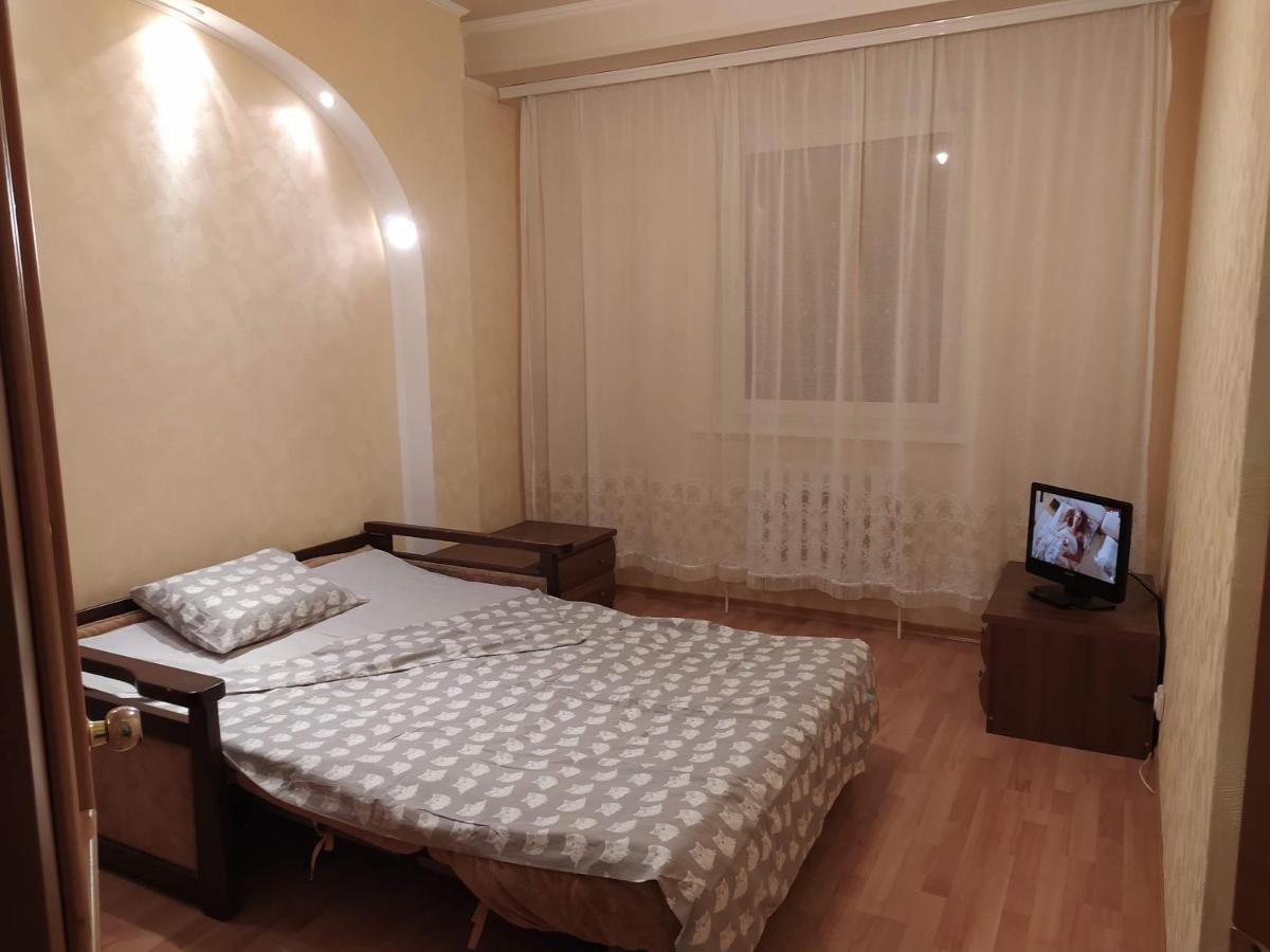 Двухкомнатная квартира с кухней студией Бровары. Екстер'єр фото