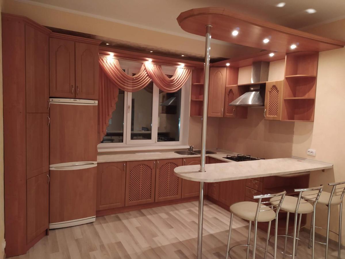 Двухкомнатная квартира с кухней студией Бровары. Екстер'єр фото